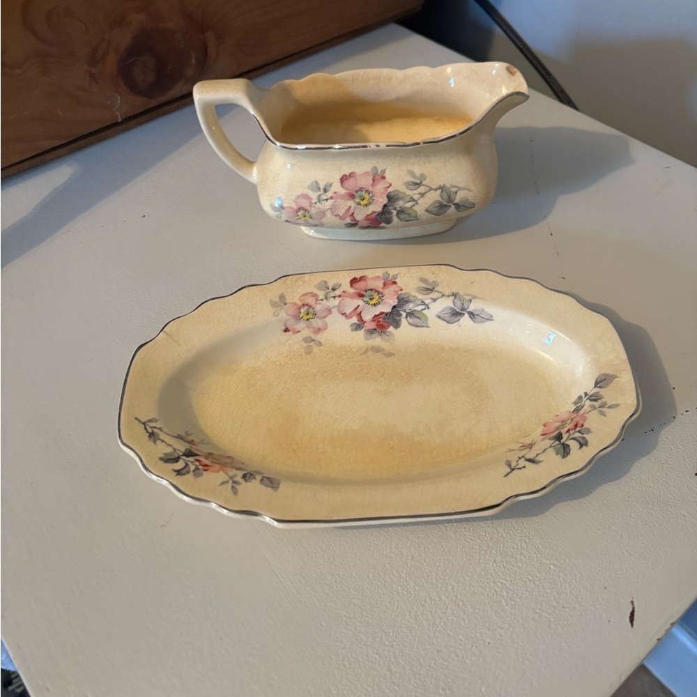 Gravy boat and platter set, specifically the "Lido" pattern by W.S. George